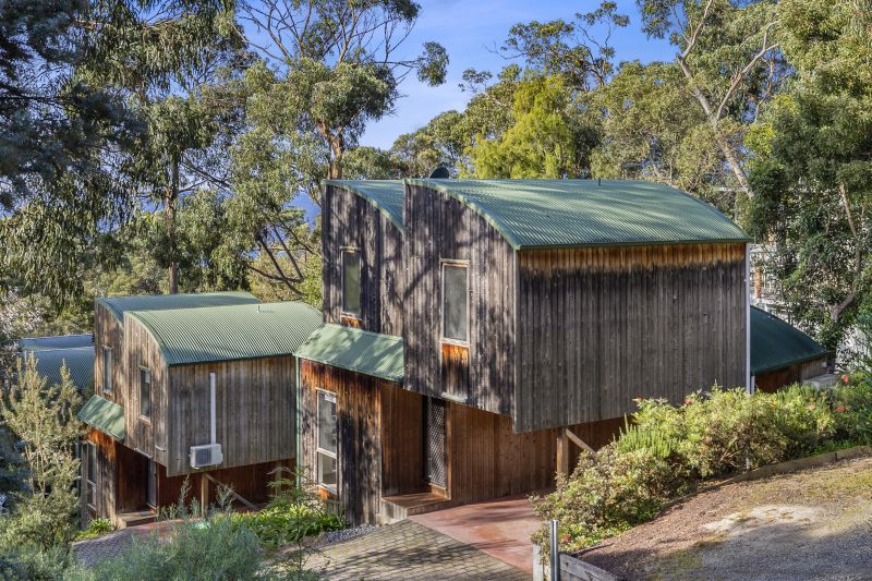 1/13 Lorne Avenue, Lorne, VIC, Lorne - Thumbnail 2