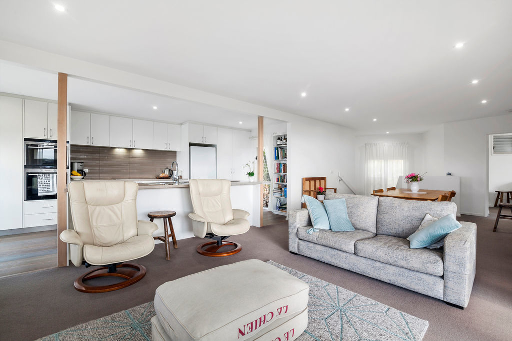 1/12 Anderson Street, Lorne, VIC, Lorne - Thumbnail 3