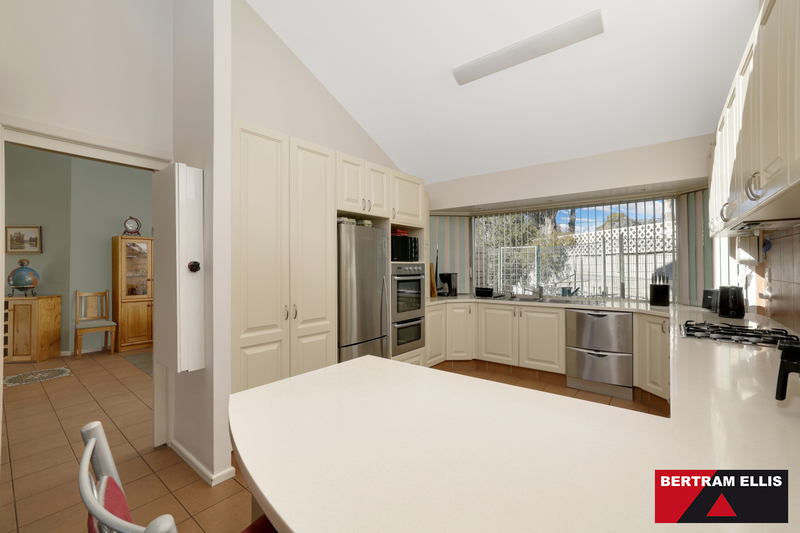 12 Maria Place, Lyons - Thumbnail 6