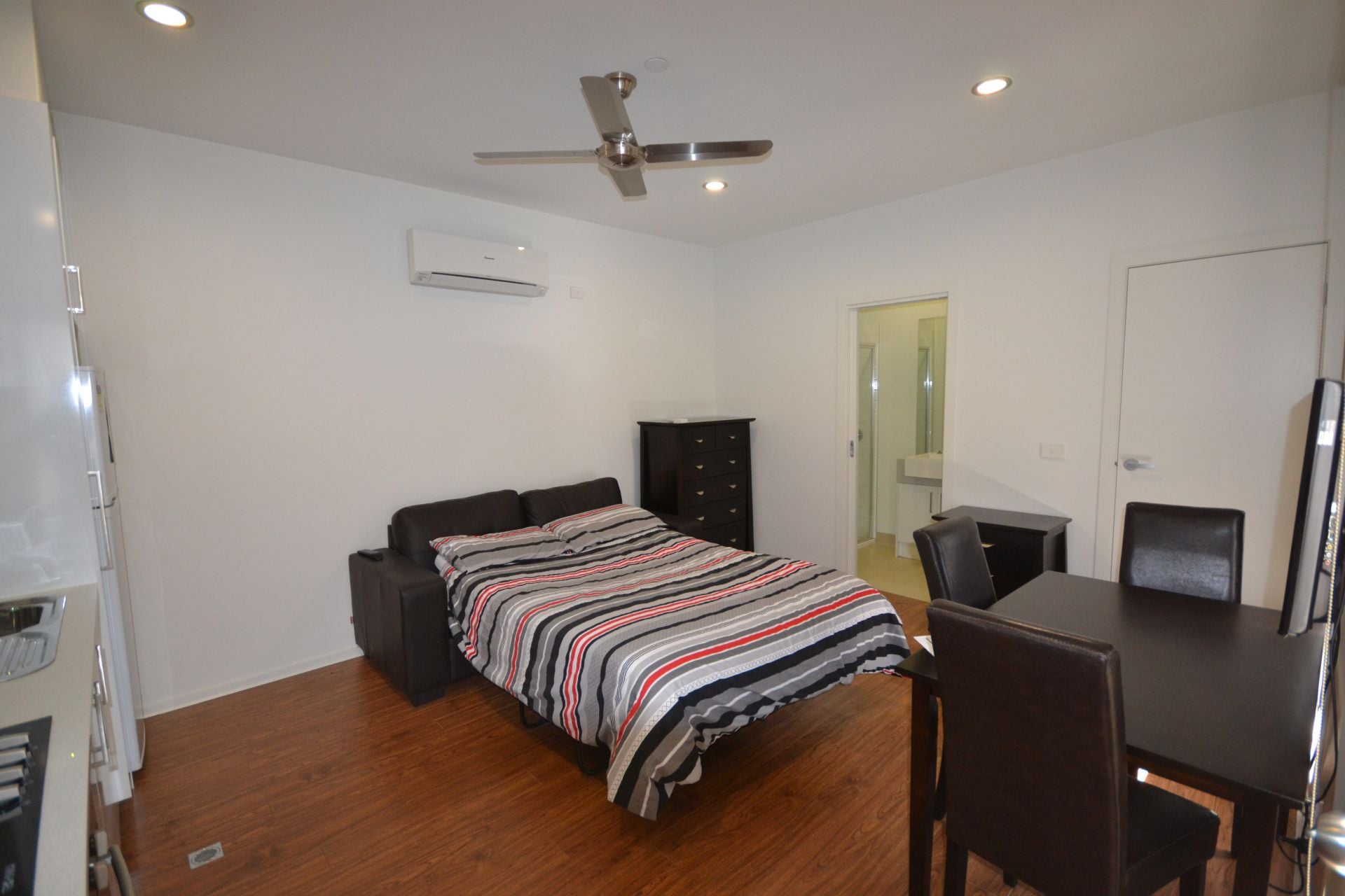 SEMI FURNISHED