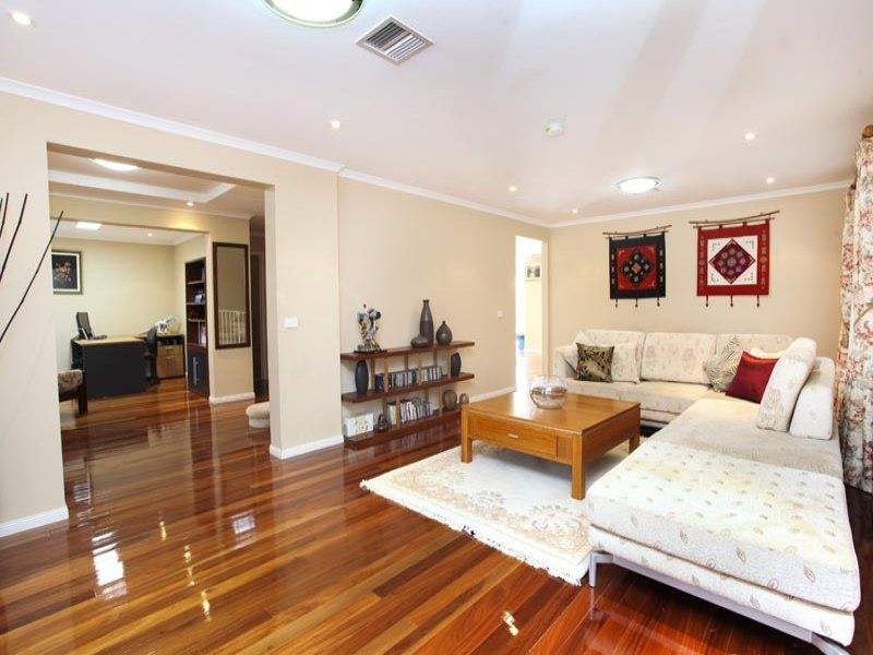 4 Lonsdale Court, Caroline Springs - Thumbnail 6