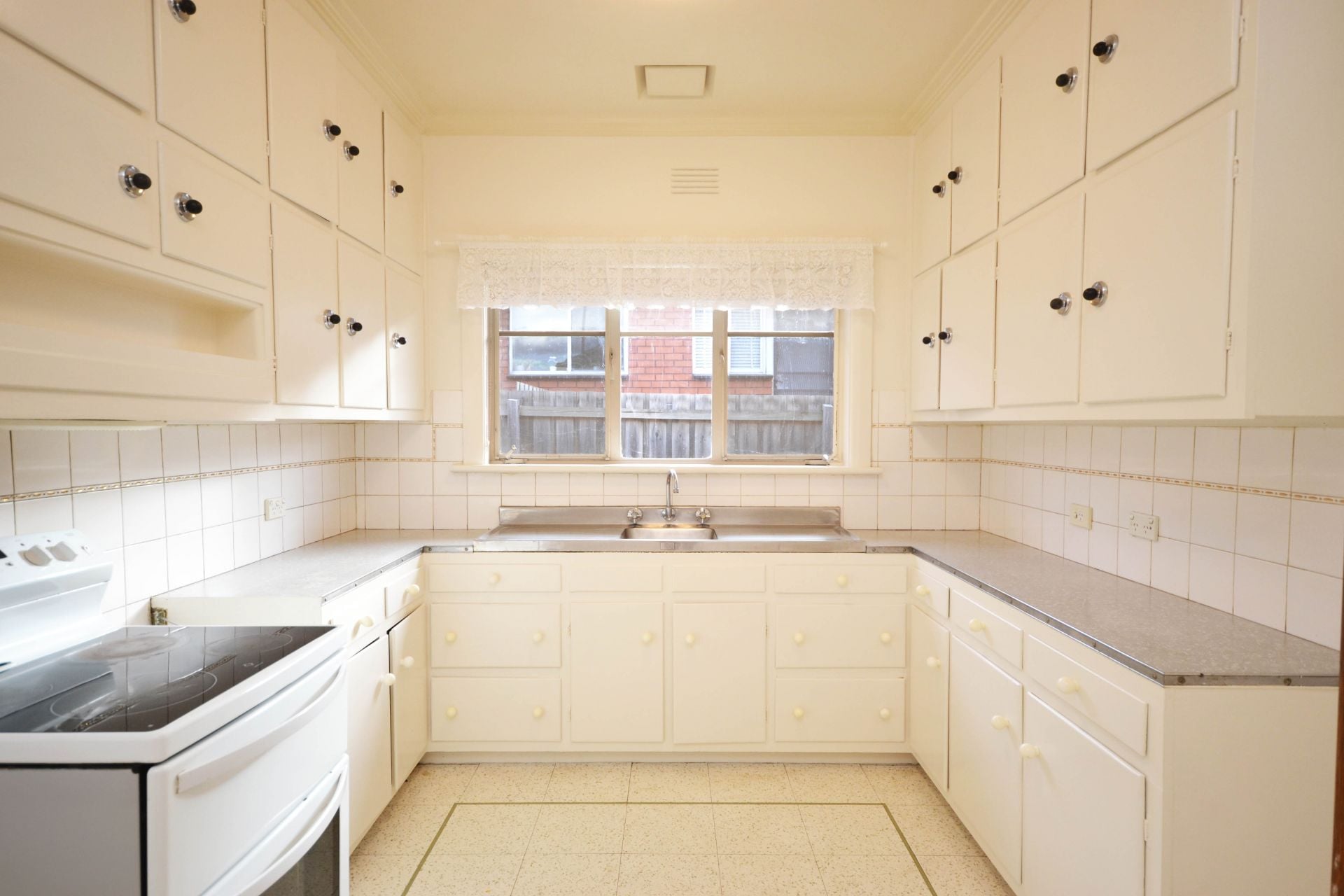 FRESHLY PAINTED THREE BEDROOM HOME