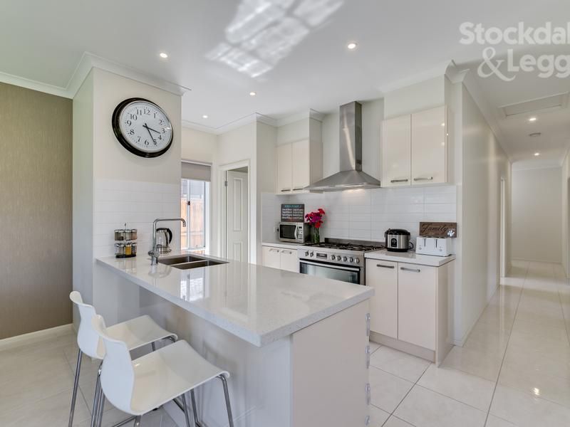 37 Ronsard Crescent MERNDA, Mernda - Thumbnail 8