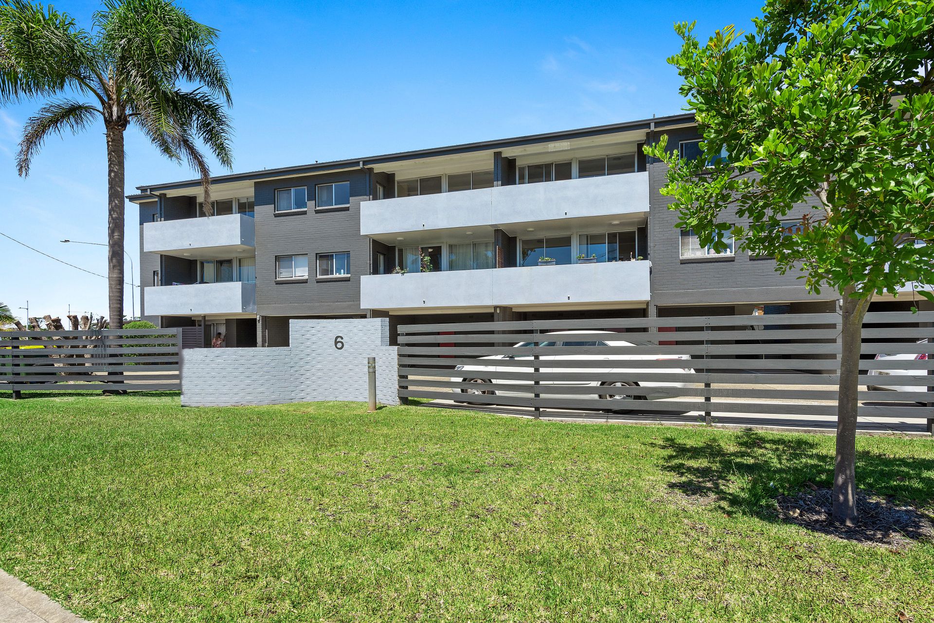 1/6 Hastings River Drive, Port Macquarie HEM Real Estate