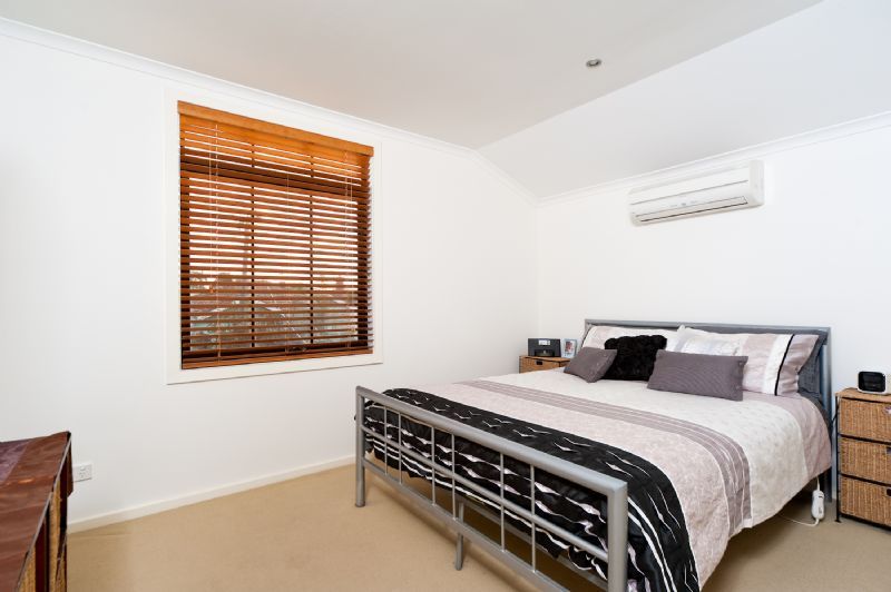 9 McCubbin Street, Footscray - Thumbnail 4