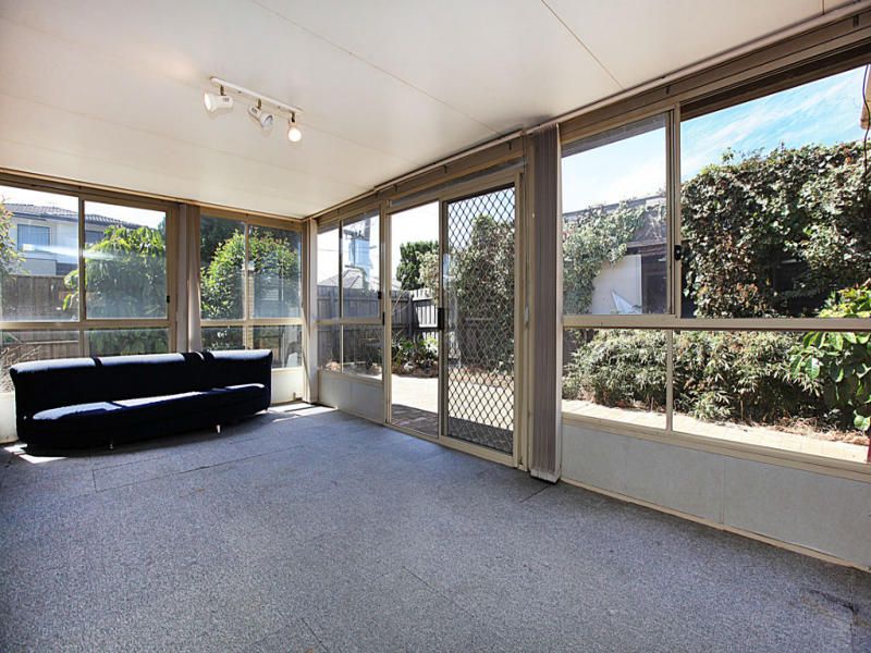 12 Cypress Avenue, Brooklyn - Thumbnail 4