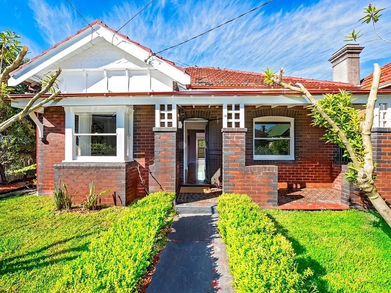 63 Silver Street, ST PETERS, St Peters - Thumbnail 2