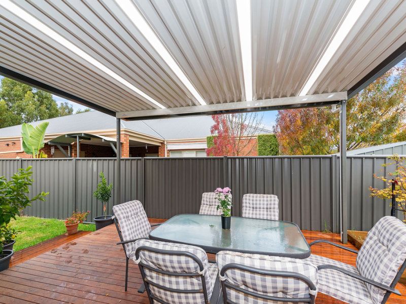 15 Harriers Street MERNDA, Mernda - Thumbnail 2