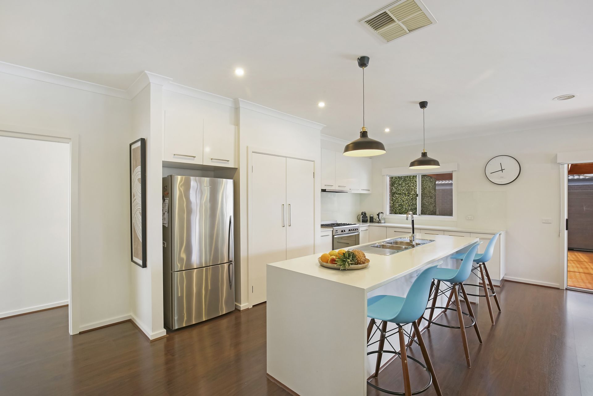 An Entertainer's Delight With Space For The In-Laws!