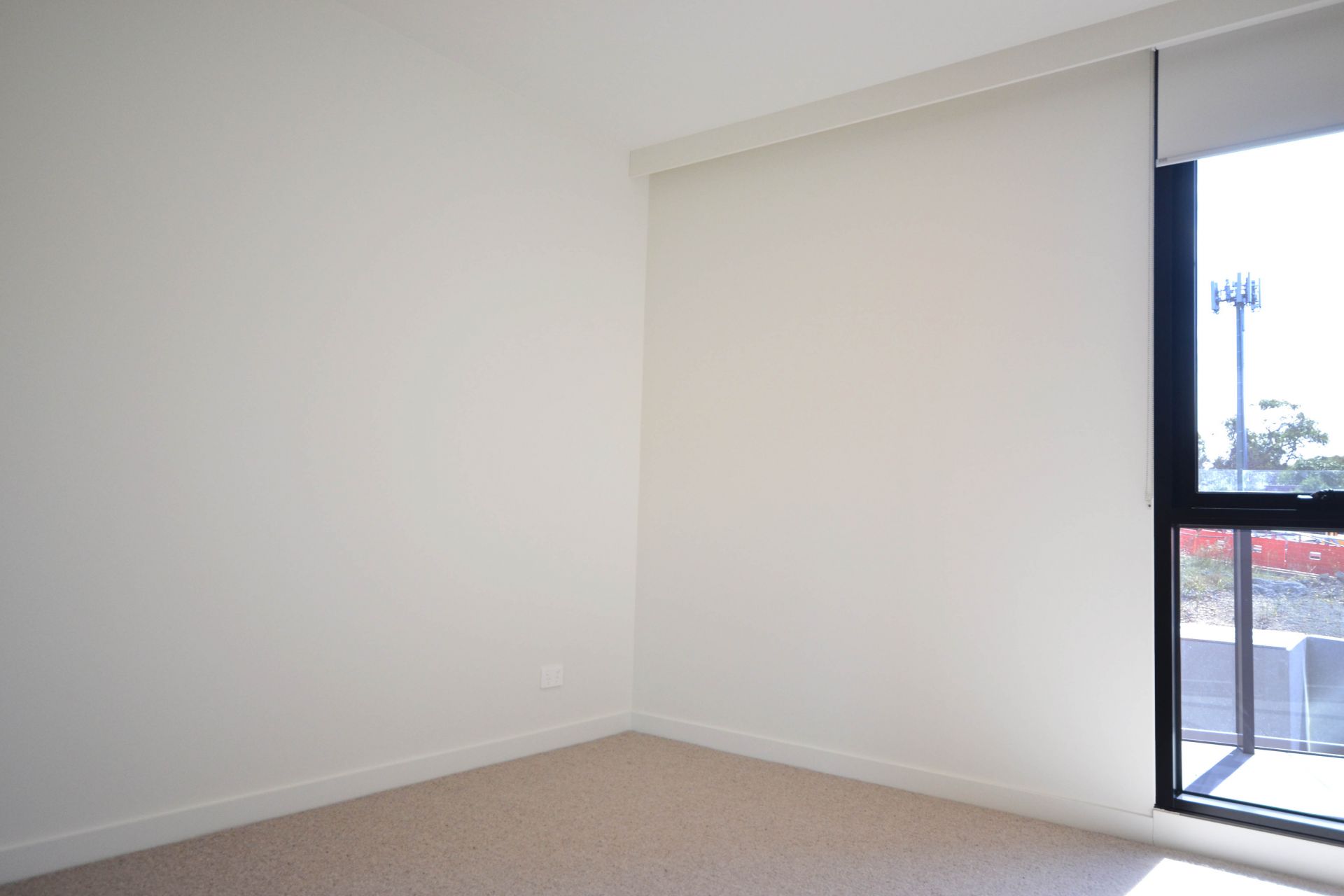 BRAND NEW - 1 BEDROOM + 1 FLEXI