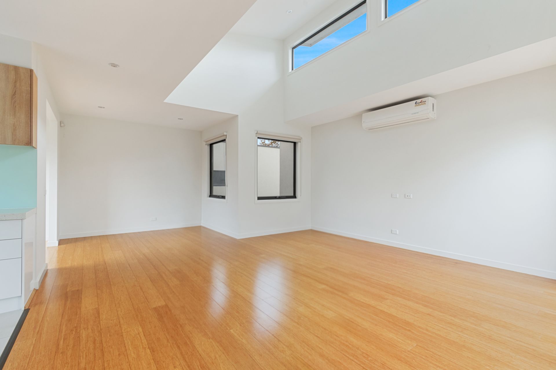 SPACIOUS AND LIGHT FILLED