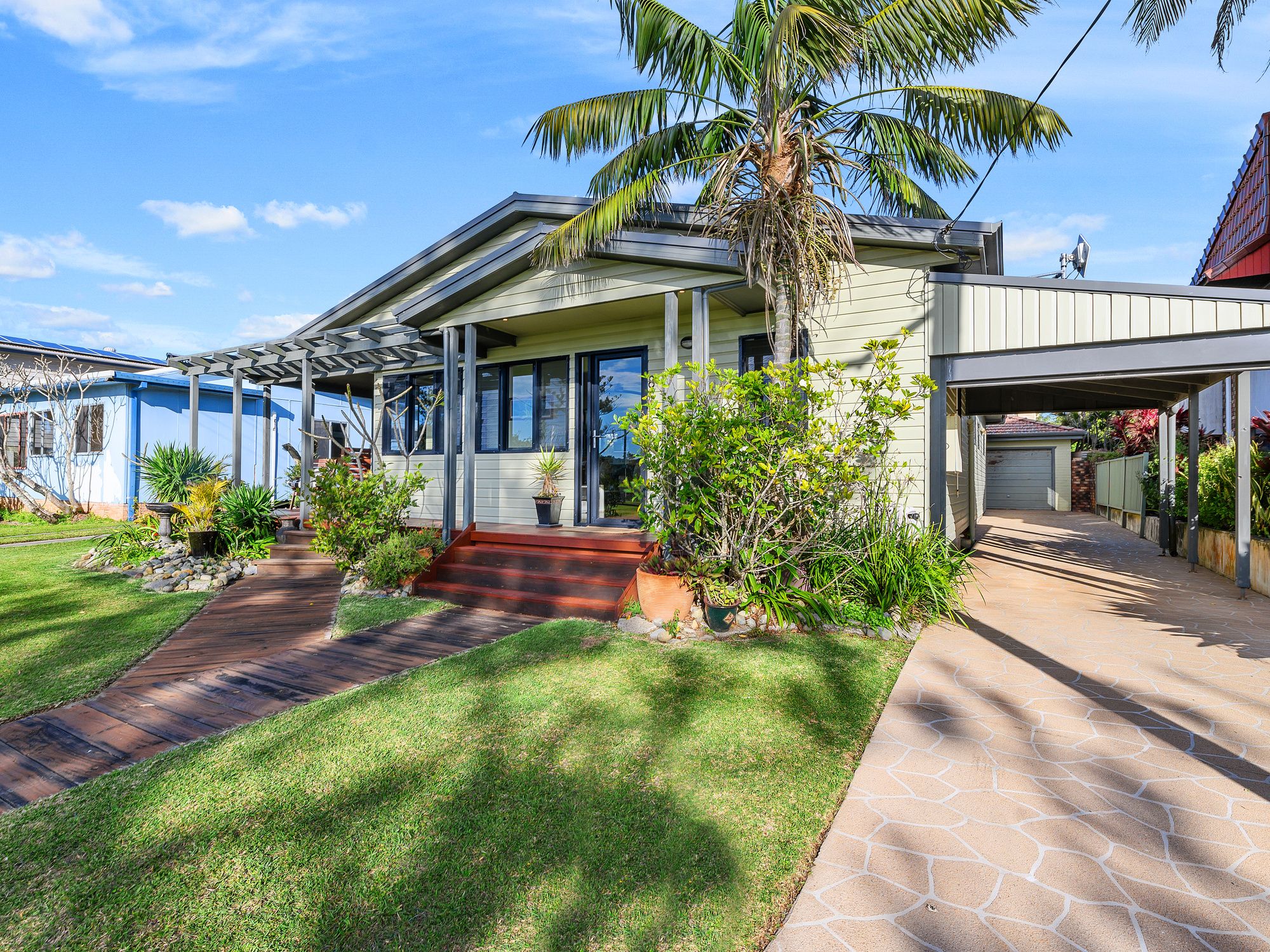 For Sale 8 Lawson Street Red Rock , NSW