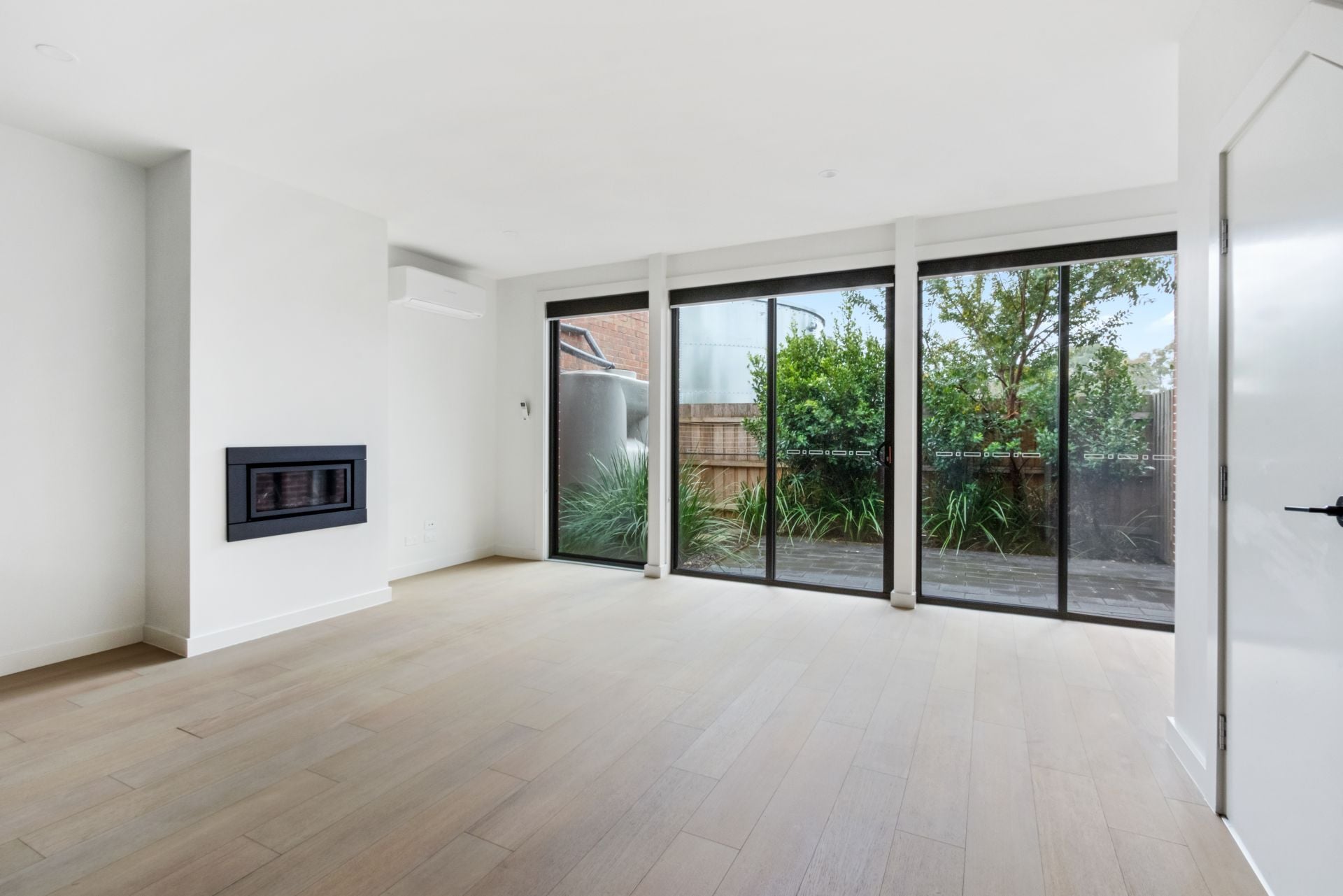 Architecturally Designed Tri-Level Townhouse