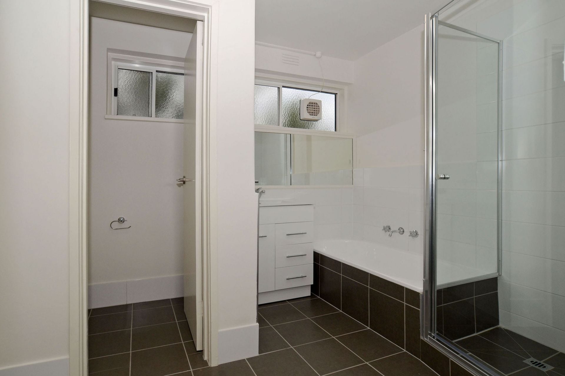 Renovated Bight Apartment
