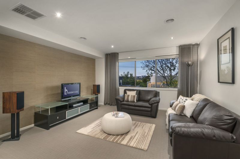 9 Sweyn Street, Balwyn North - Thumbnail 4