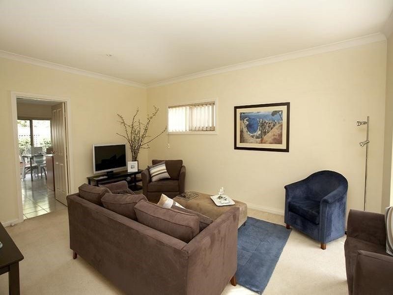 4/3 Hudson Street, Caulfield South