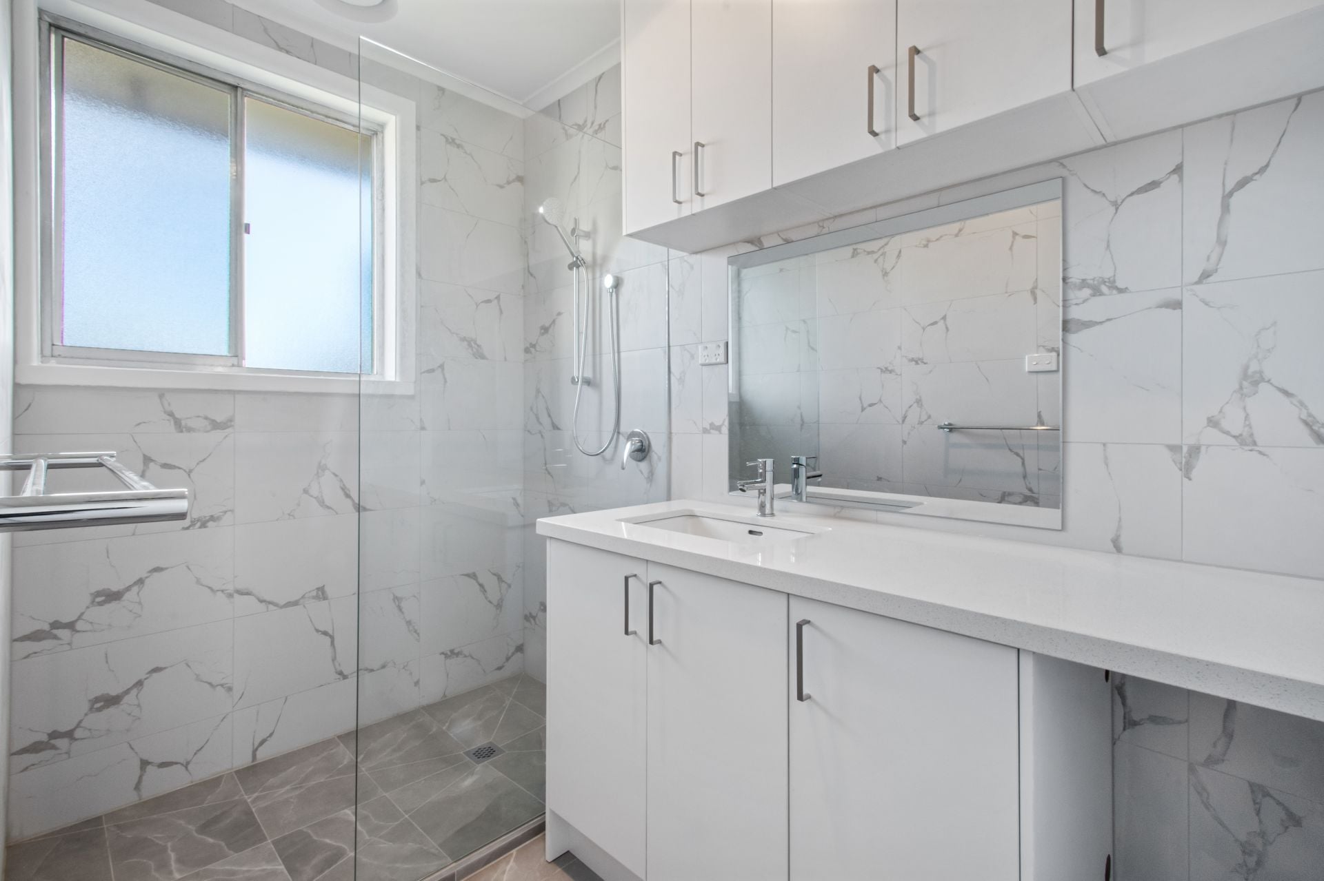 Fully Renovated 2-Bedroom Unit!