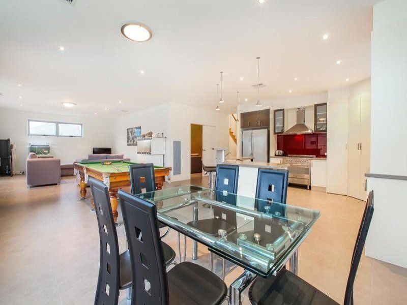 41 Lawson Way, Caroline Springs - Thumbnail 4