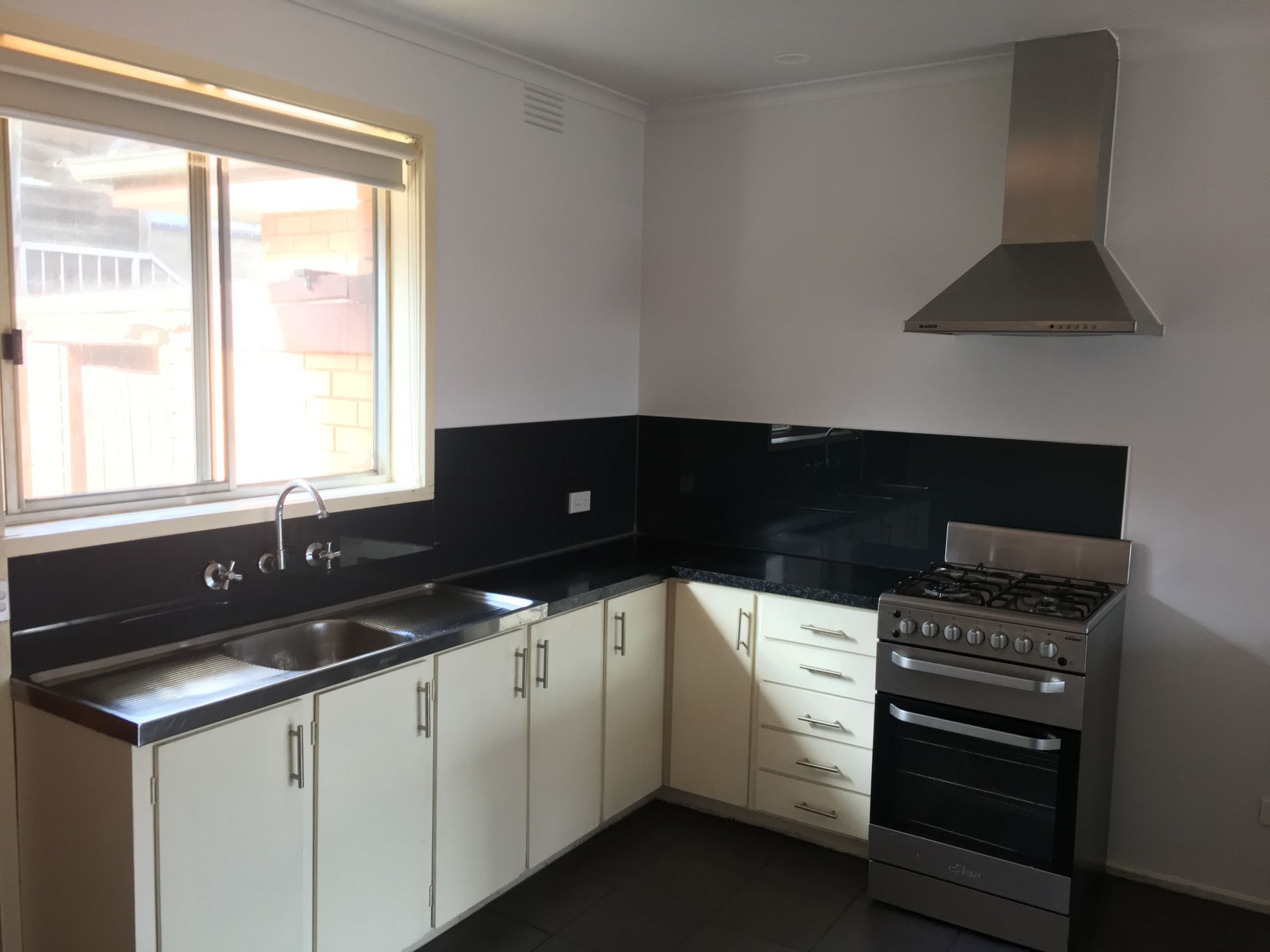 Newly Refurbished Unit!
