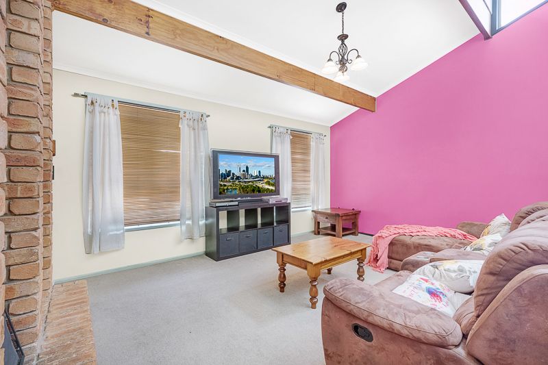28 Cairns Drive, Bacchus Marsh - Thumbnail 4