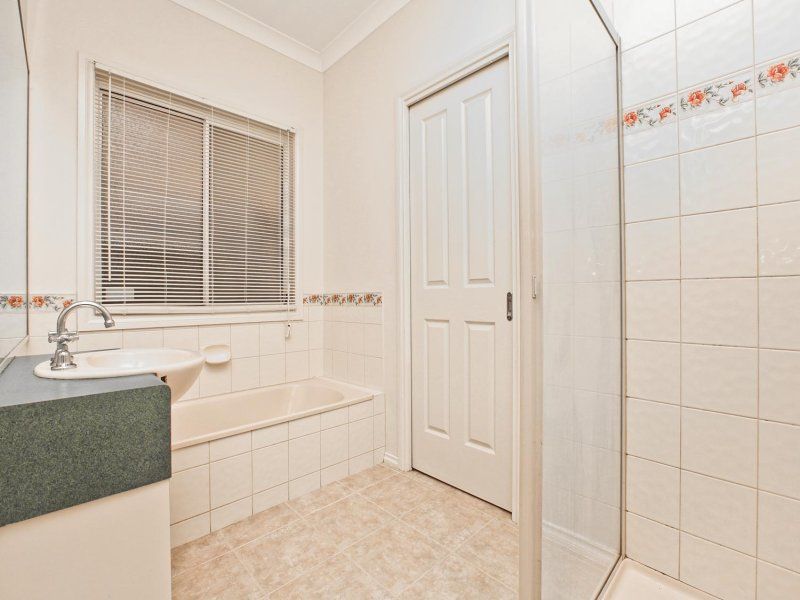 9 Dickerson Way, Caroline Springs - Thumbnail 6