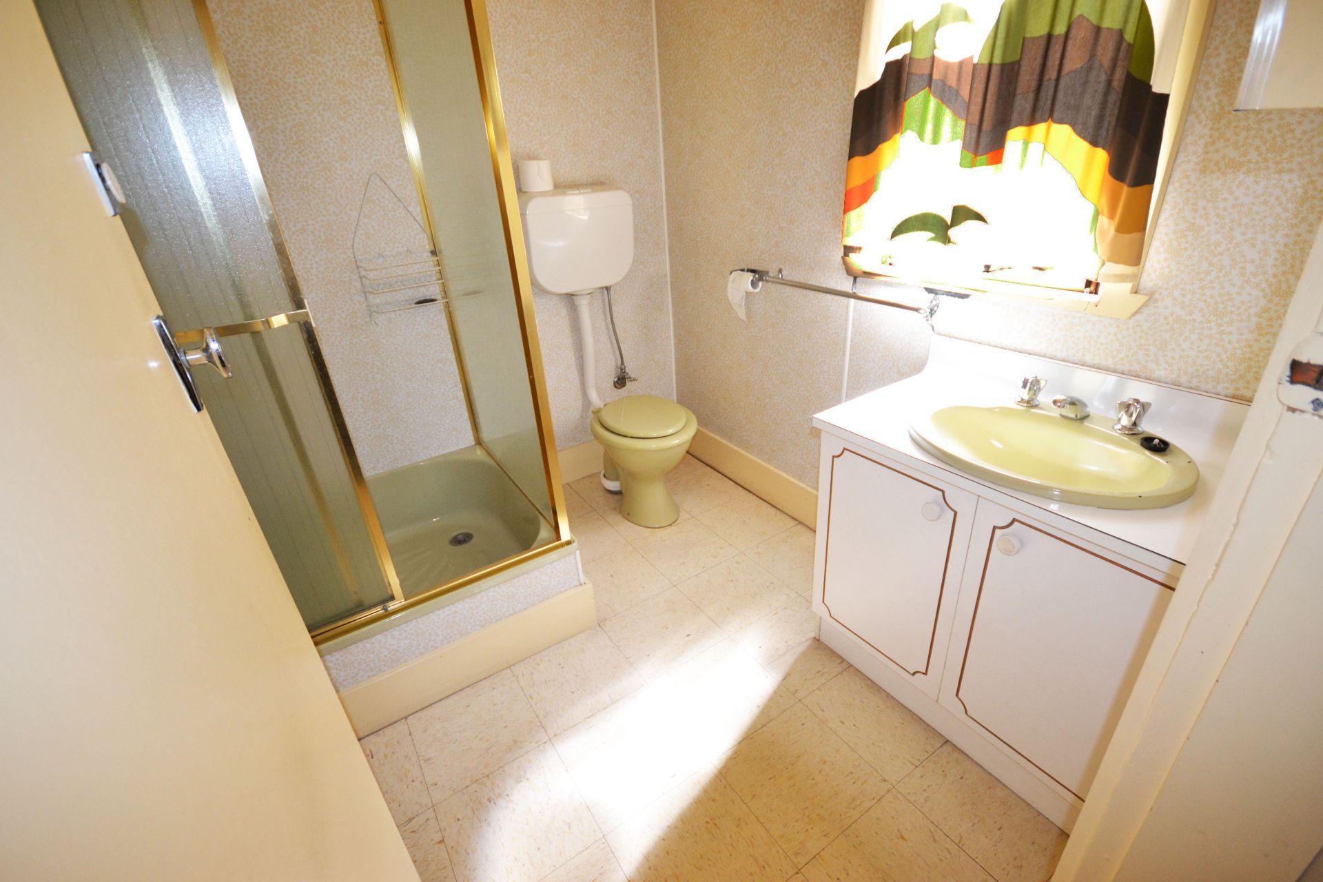 SPACIOUS FAMILY HOME IN A GREAT LOCATION!