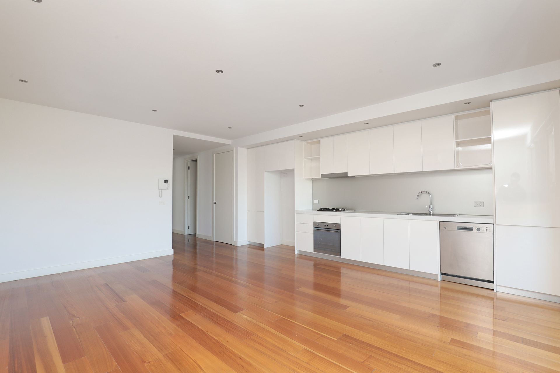 102/462 Hawthorn Road, Caulfield South - Thumbnail 3