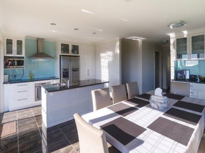 3
 
 
 
  
 
 
 2
 
 
 
  
 
 
 1
 
 
 
 
 
 
 
 255 Buster Road, MELROSE TAS 7310, Melrose - Thumbnail 7