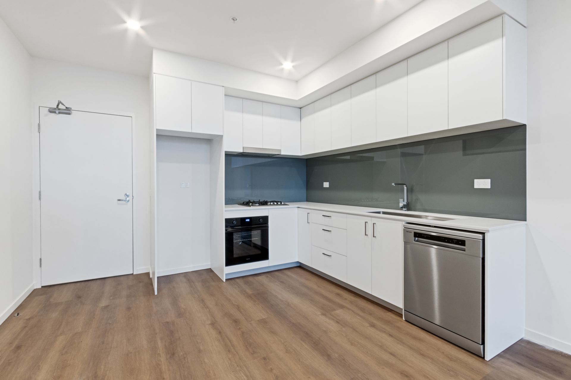 Brand New Apartment in Premium Locale