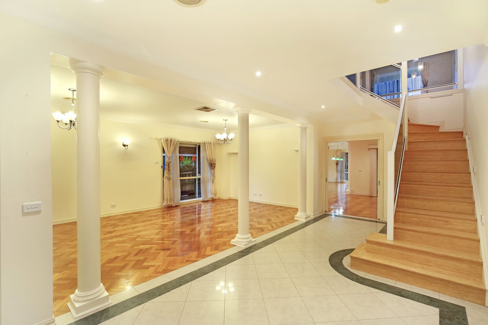 Large and Luxurious Family Living