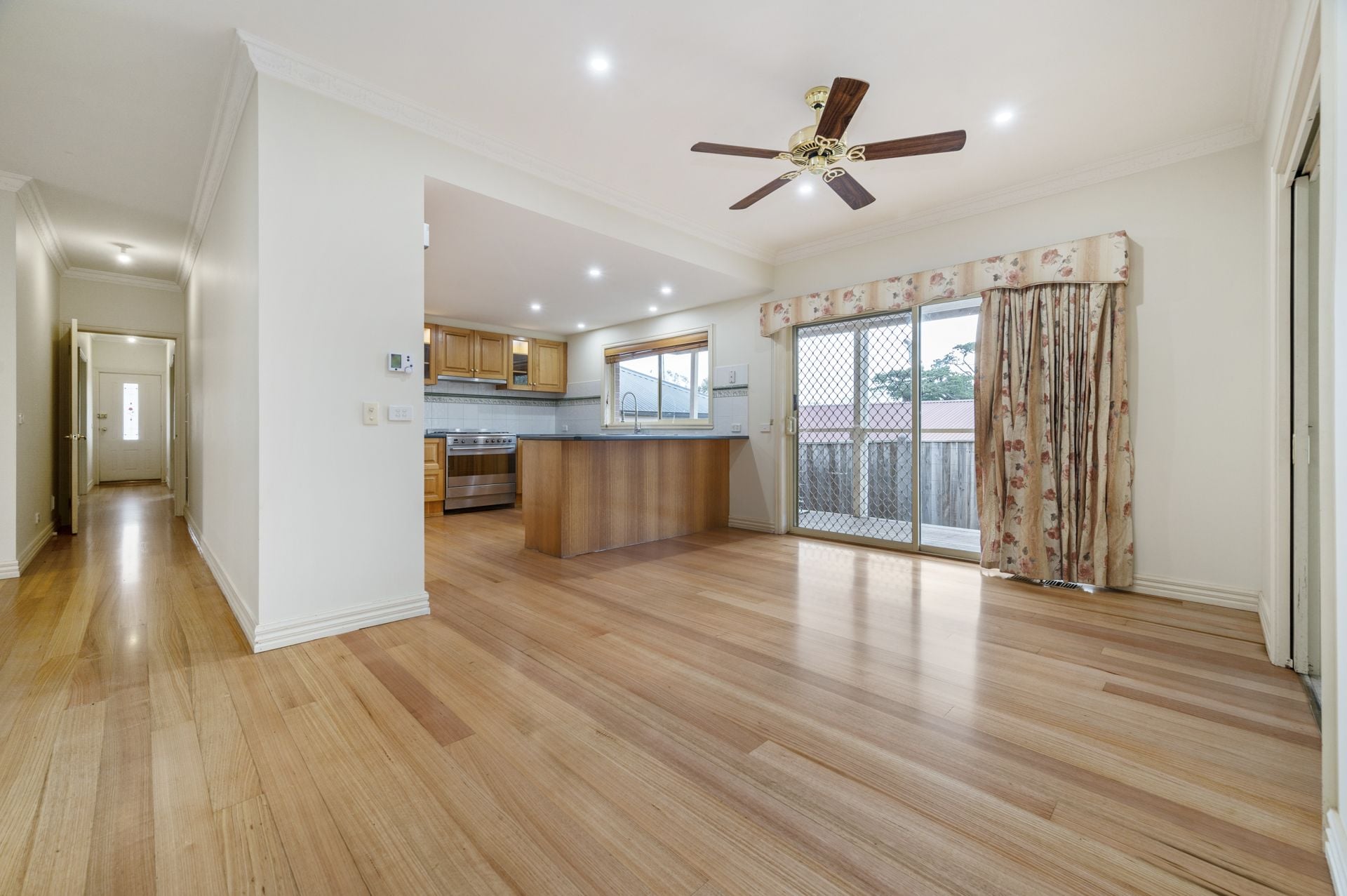 LOVELY FAMILY HOME