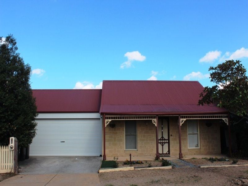2 Parwan Court, Caroline Springs - Thumbnail 2
