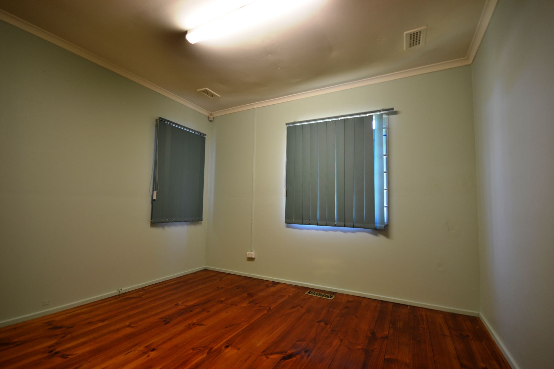 GREAT LOCATION GREAT HOME
