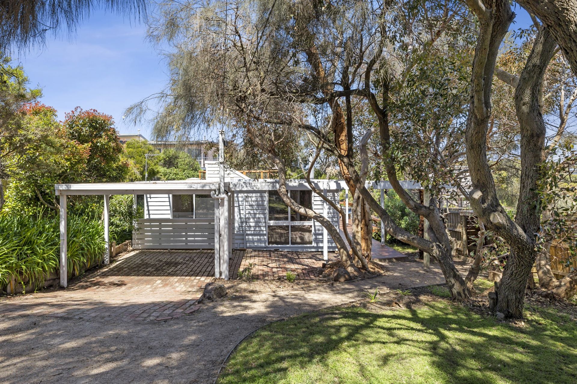 74 Great Ocean Road, Aireys Inlet - Thumbnail 2