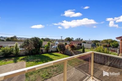 3
 
 
 
  
 
 
 2
 
 
 
  
 
 
 1
 
 
 
 
 
 
 
 40 Lyons Avenue, Miandetta TAS 7310, Miandetta - Thumbnail 8
