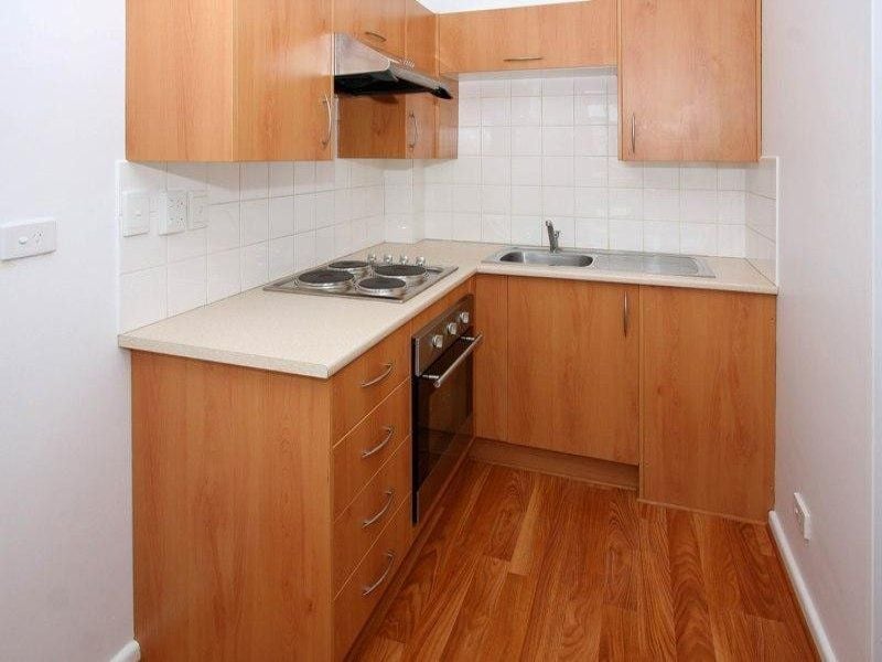 Bright & Conveniently Located!