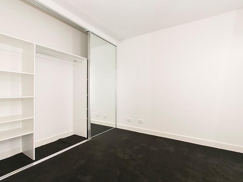 202/490 Dandenong Road, Caulfield North - Thumbnail 6