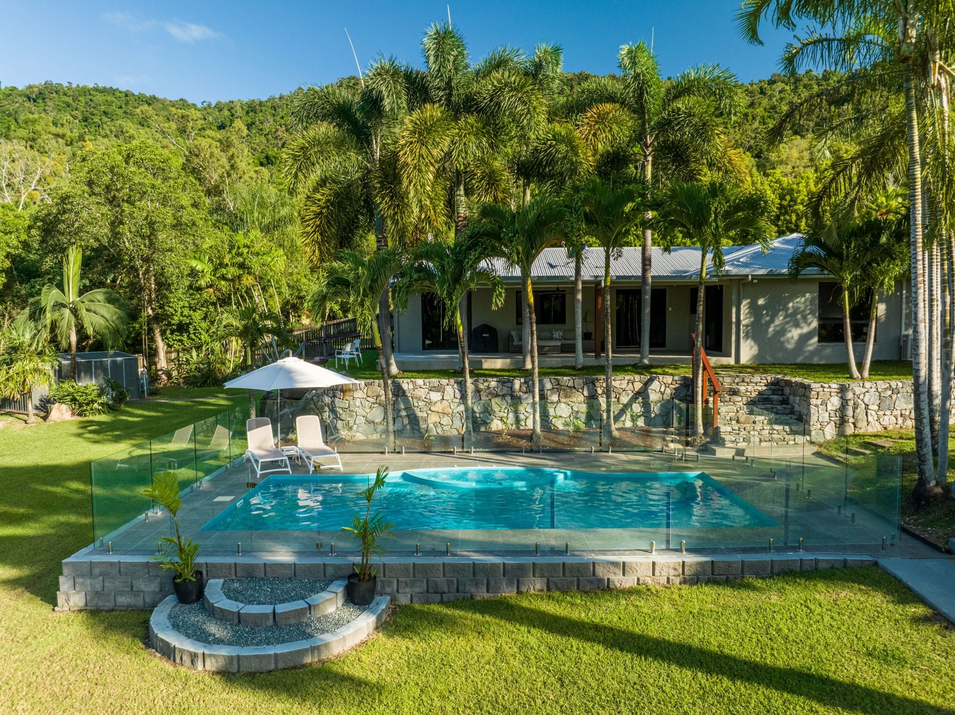 67 Parkwood Terrace, Cannonvale Taylors Property Specialists