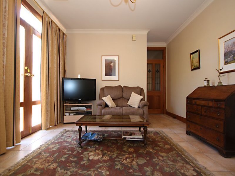 23 Hauteville Terrace Eastwood 5063
