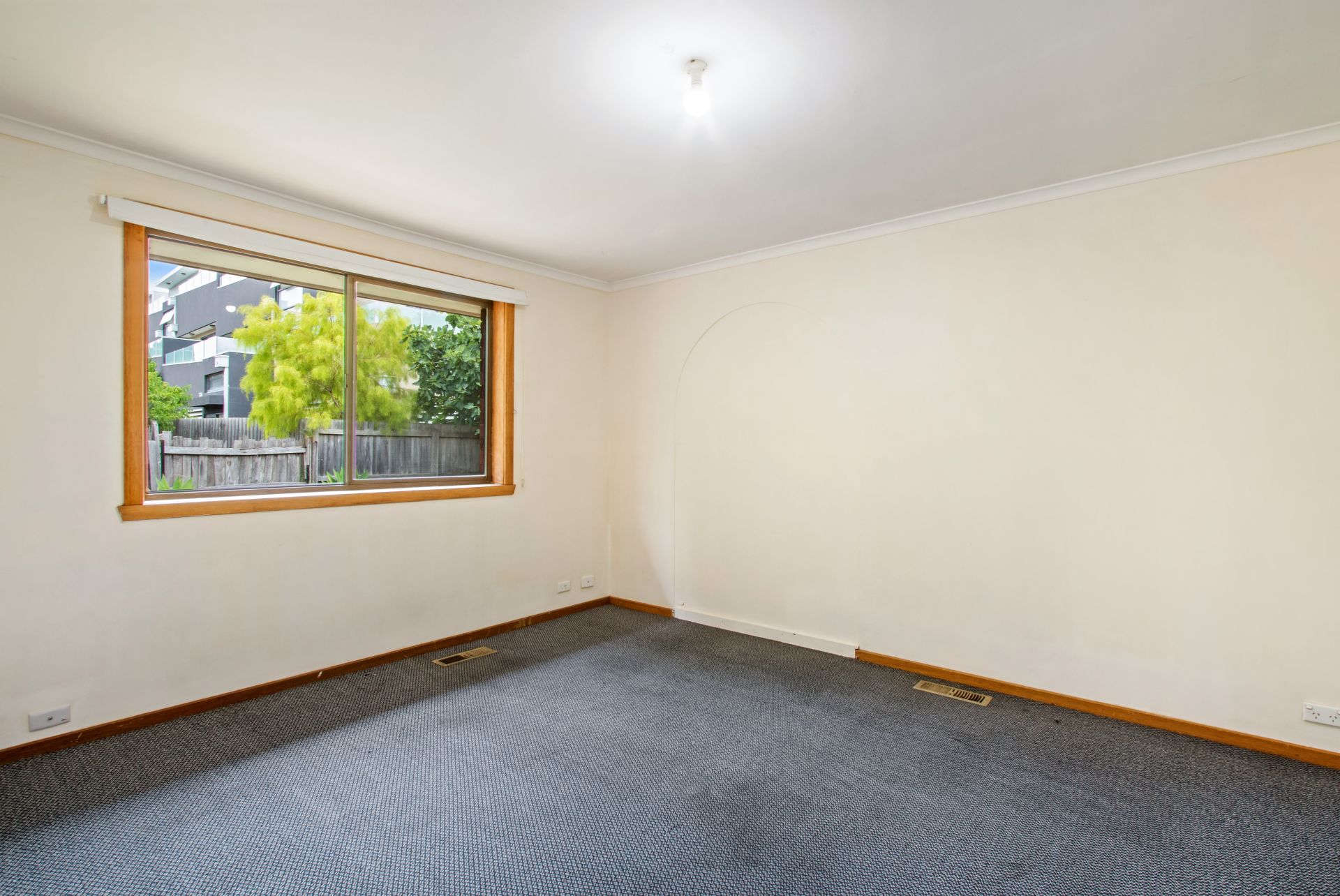 Spacious unit