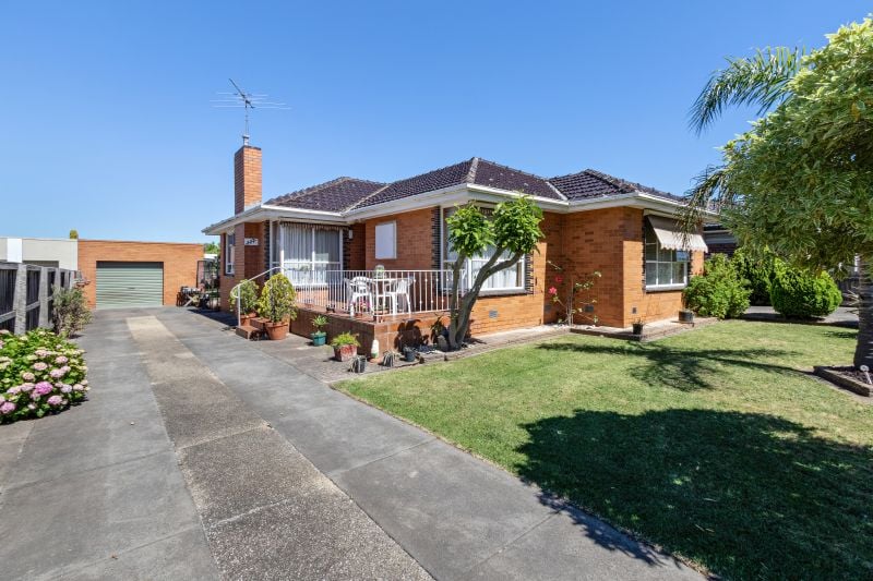 117 McFadzean Avenue, Reservoir