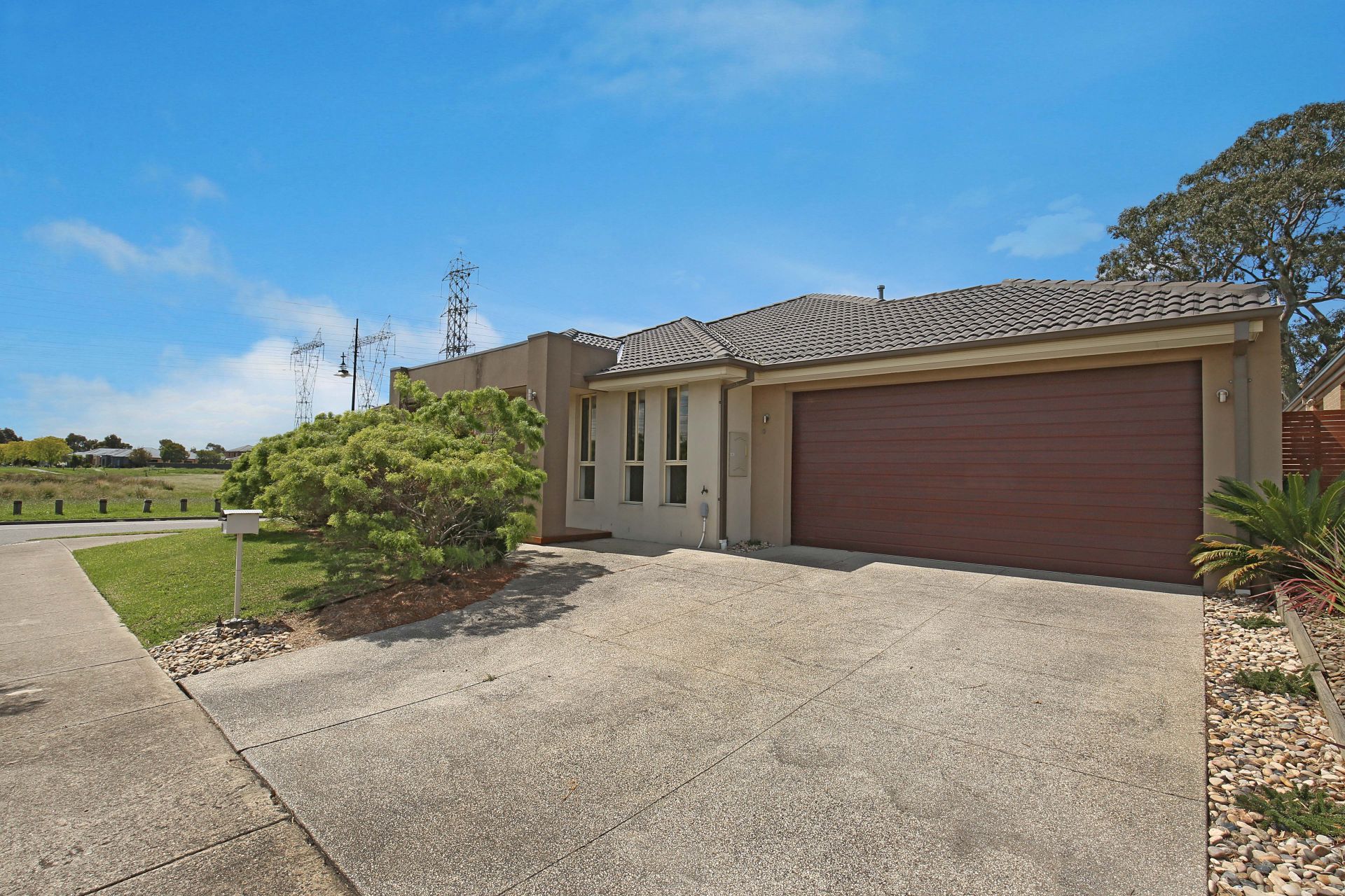 Quality Home in the Hawkstowe Estate