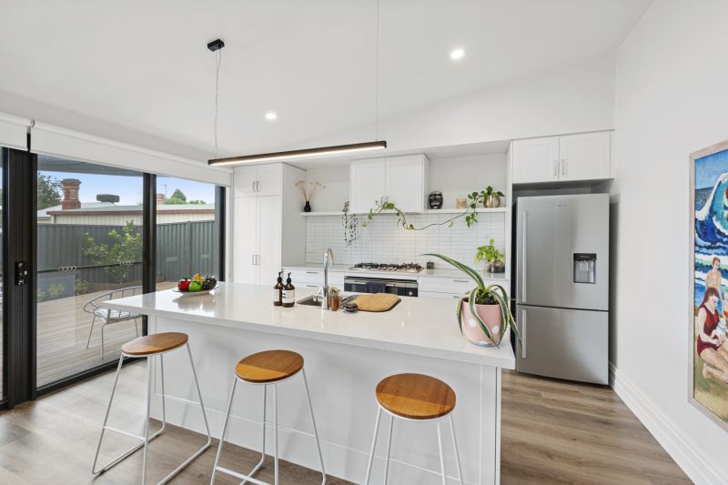 7 Cameron Street, Golden Point, Golden Point - Thumbnail 6