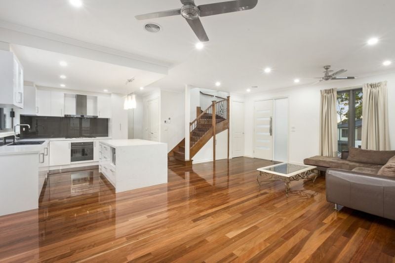4 Beverley Court, Balwyn North - Thumbnail 2