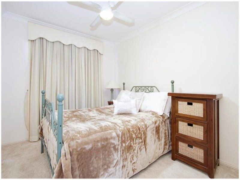 12 Toll House Way, Windsor - Thumbnail 7