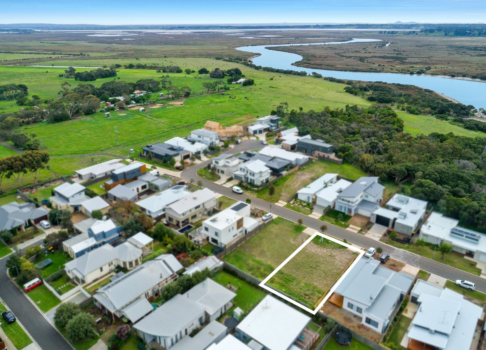 6 Eddystone Court Barwon Heads VIC, Barwon Heads - Thumbnail 3