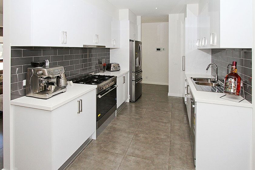 Stylish and Contemporary, Executive Living. Only 11kms From the City.