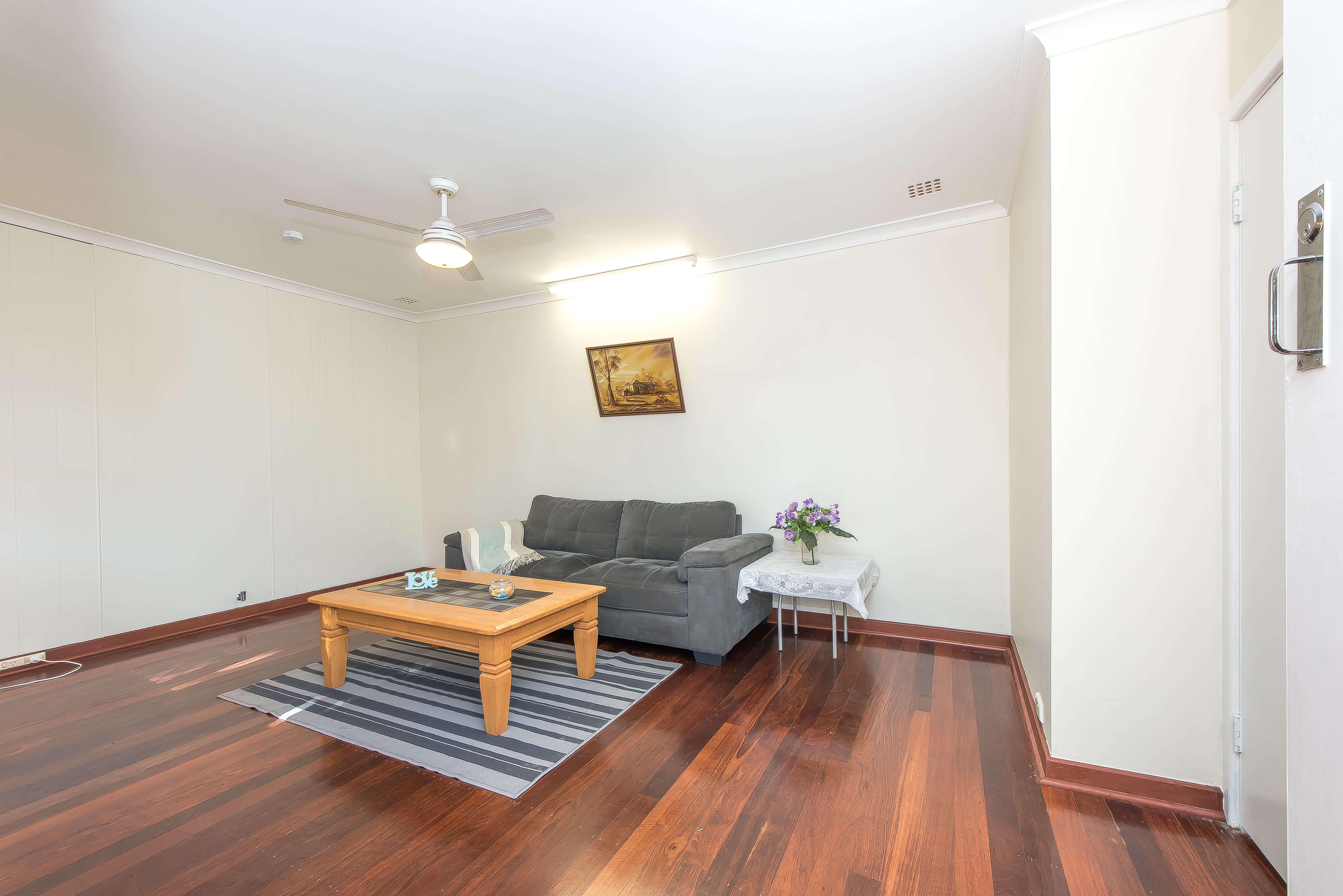 Real Estate For Sale 26 Norbury Way Langford , WA