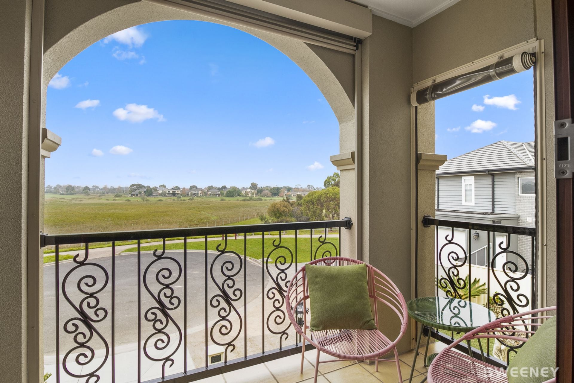 14 Creek Waters Close, Altona Meadows - Thumbnail 7