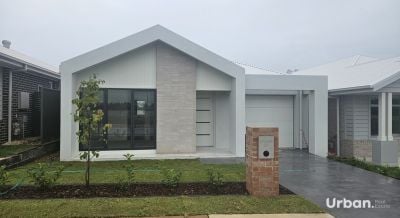 Catherine Field, 10 Whitrod Avenue